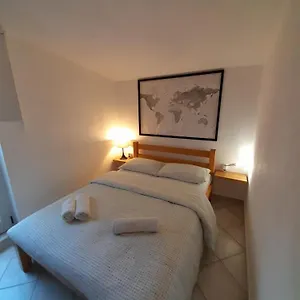 Luna 2 Apartament