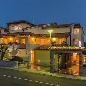 Гостевой дом Casa Nova, Пореч